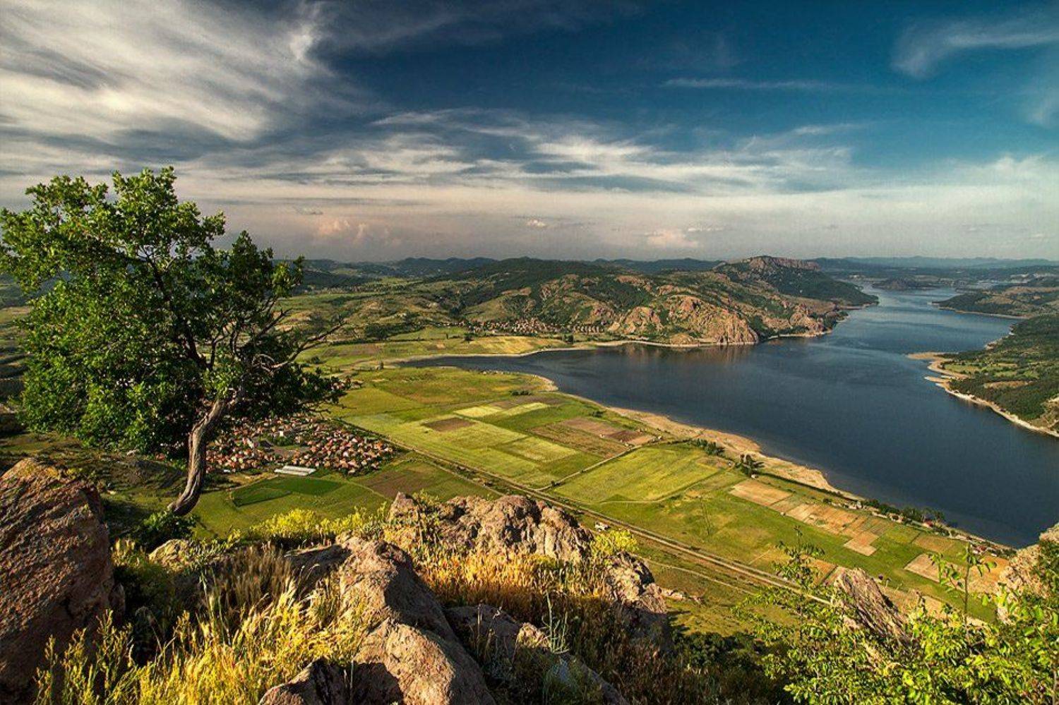 , Светозар Кръстев