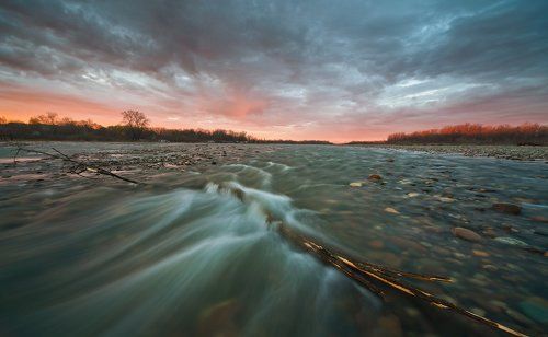 Весны дождливые рассветы