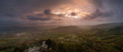 Orvieto. Shooting in the rain