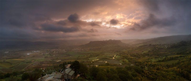 italy, tuscany, orvieto, sunrise, rain Orvieto. Shooting in the rain фото превью