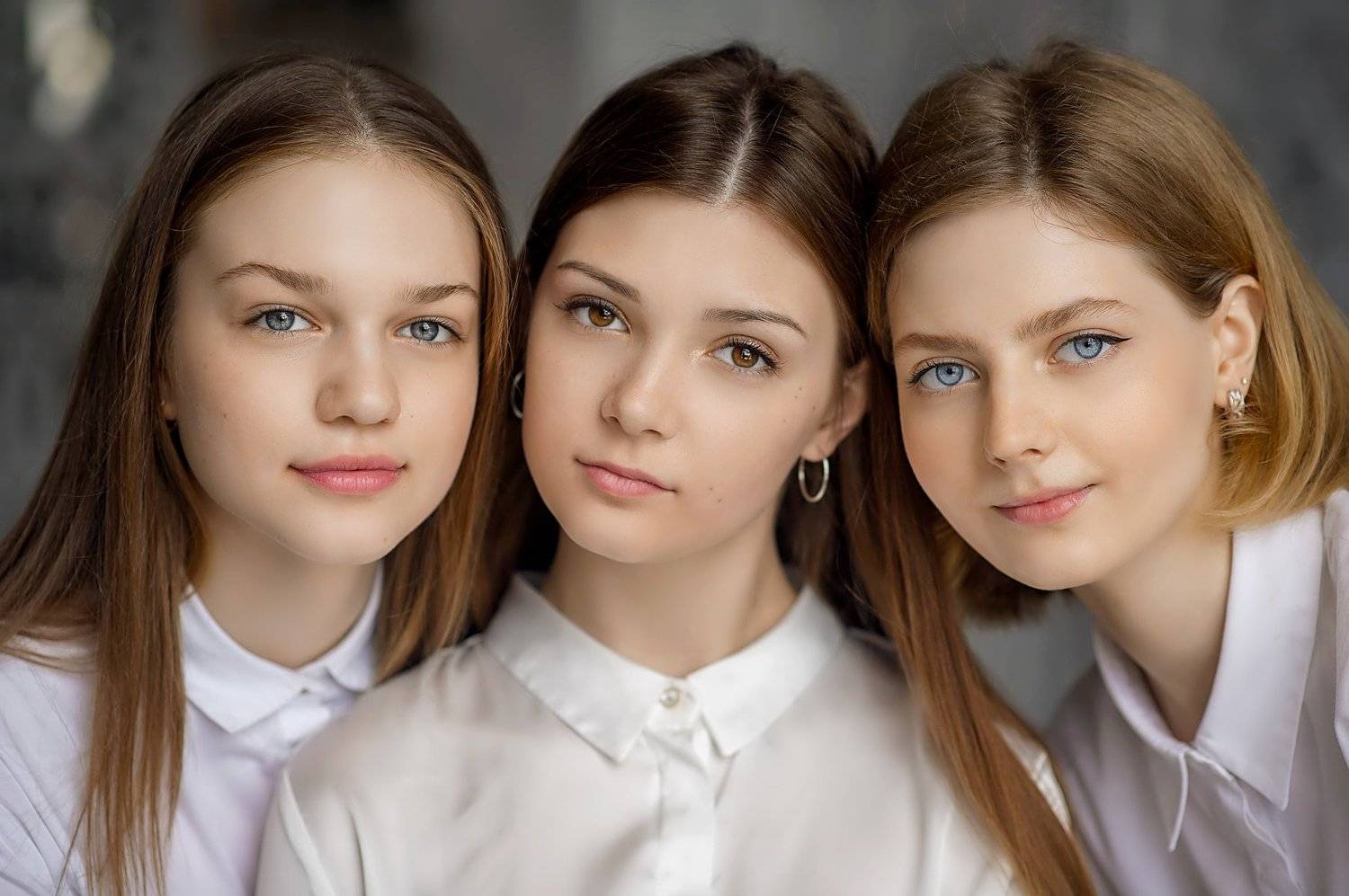 девушка, комната, черный, белый,  печаль ,красота ,грудь, красный,, Денис Лыткин