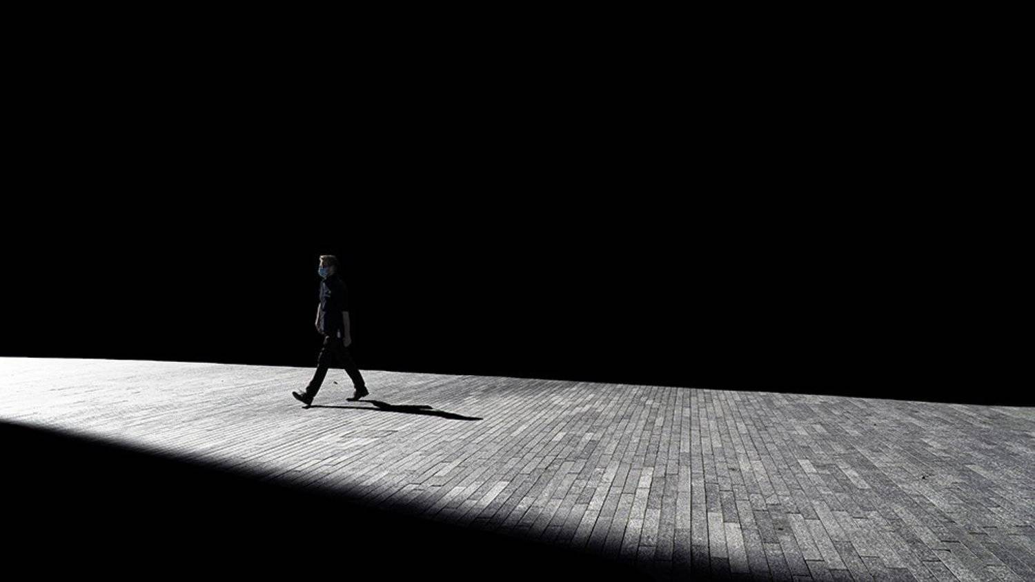 #street #mask #work #shadow, Vladimir Bogovcic