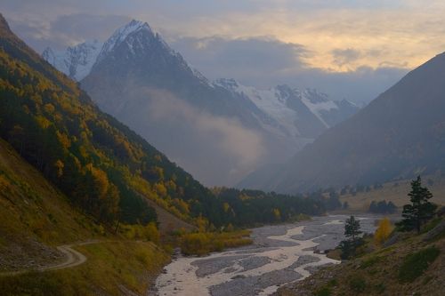 Осенний вечер в горах