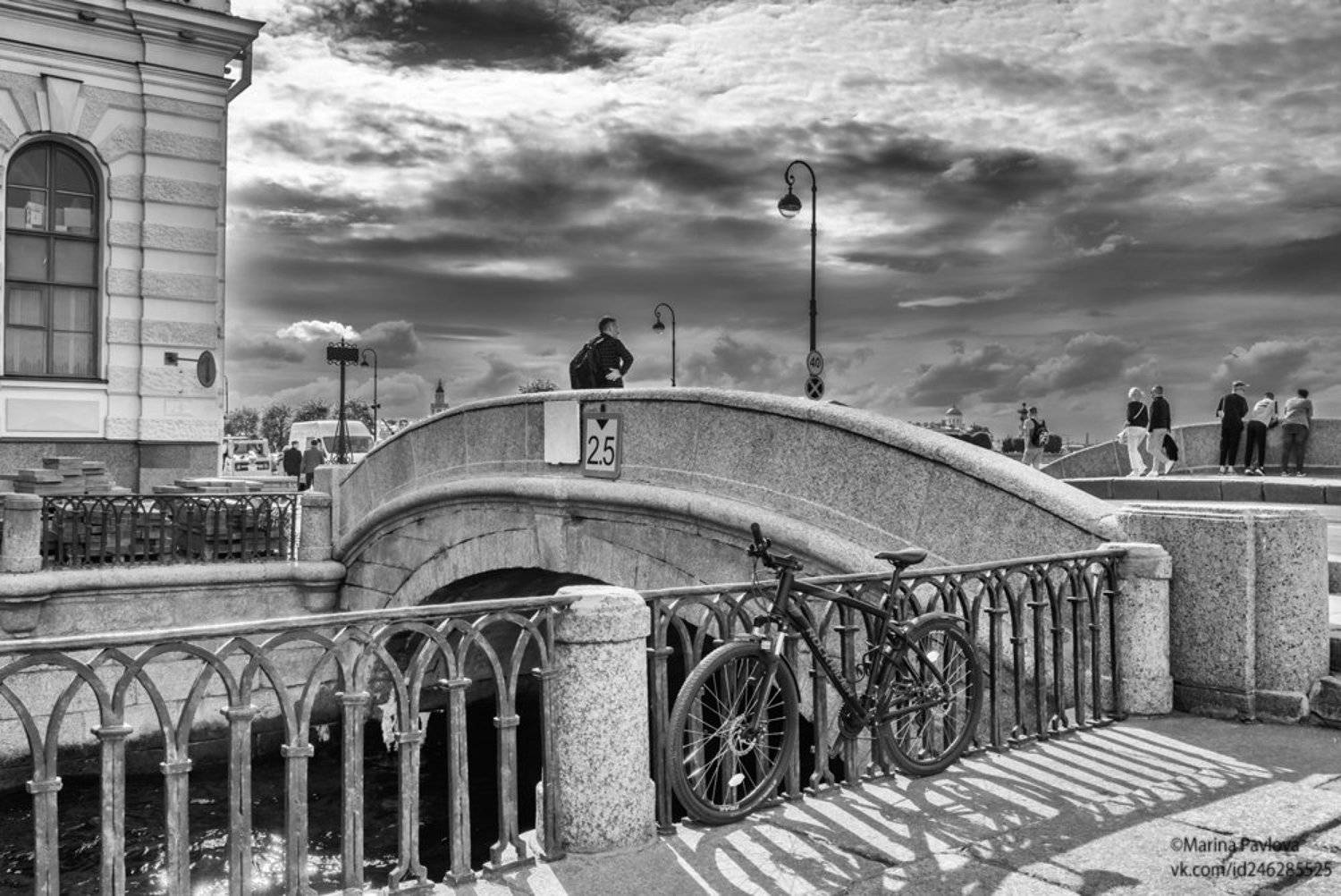 город, петербург, зимний мост, зимняя канавка, чёрно-белое фото, чб. фото, стрит фото, Марина Павлова