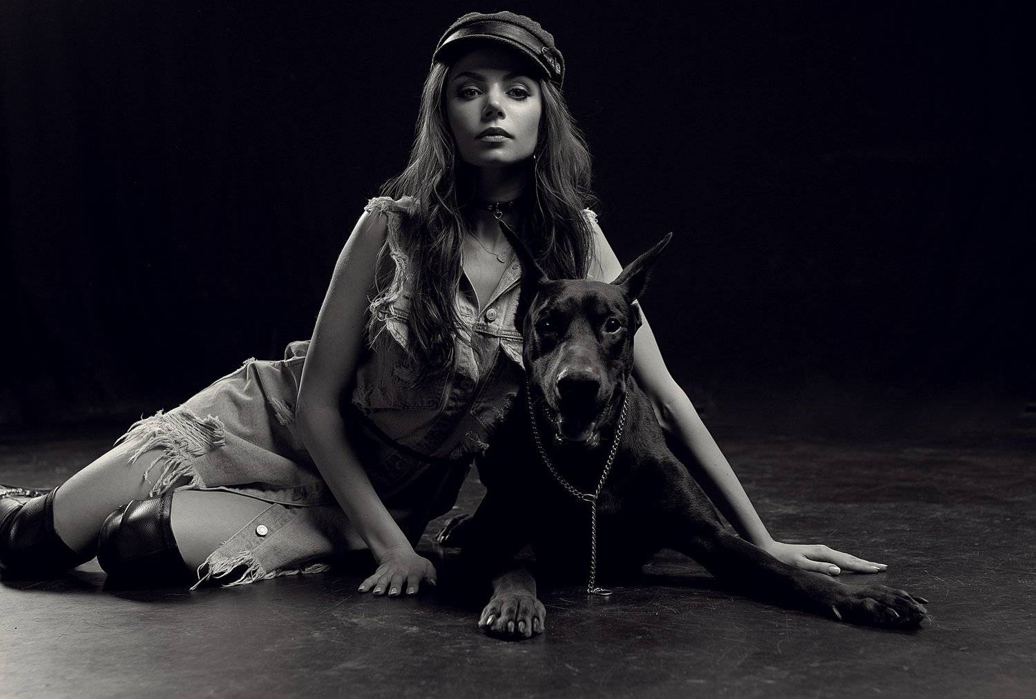 Portrait, 35mm, girl, beauty, retouch, posing, model, studio, photography, fitness, lingerie, sexy, sigma, sony, a7iii, a7m3, art, light, hair, bazarov, glamour, fashionable, elegant, fashion, style, pretty, doberman, awesome, Михаил Базаров