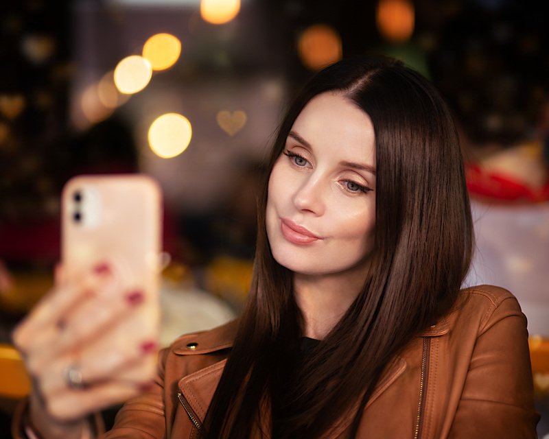 девушка, кофе, портрет, красиво SELFIE фото превью