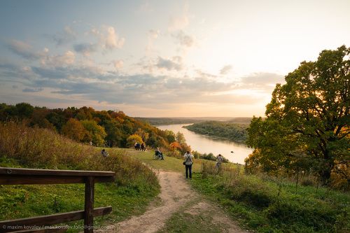 На Оке. В зрительном зале / On the Oka river. In auditorium