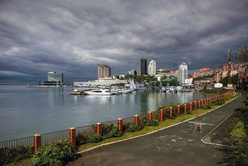 Seven feet фото превью