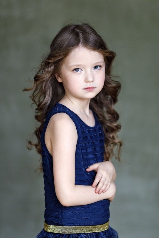 портрет дети девочка  фото превью