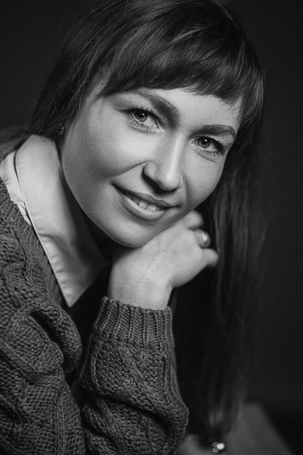 девушка, модель, портрет, фотосессия, студия, макияж, гламур,girl, beauty, perfect, model, modeling, young, portrait, make-up, glamour, studio, studio shot, чб, чёрно-белое фото, bw, black and white, творческий портрет, женский портрет, Владимир Васильев