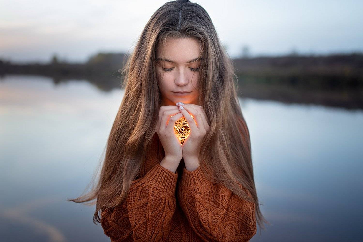 портрет, девушка, закат, огни, гирлянда, речка, Илья Шатохин