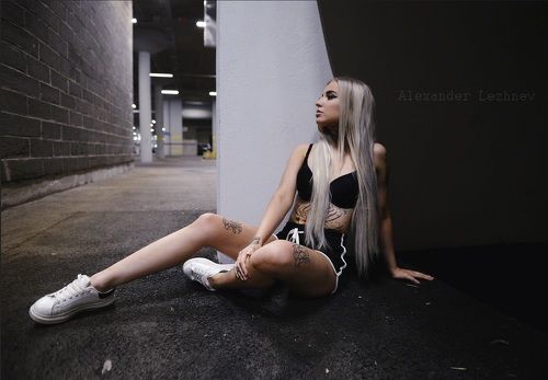 W I T H + V A P E M O D E L - Elysialessia
