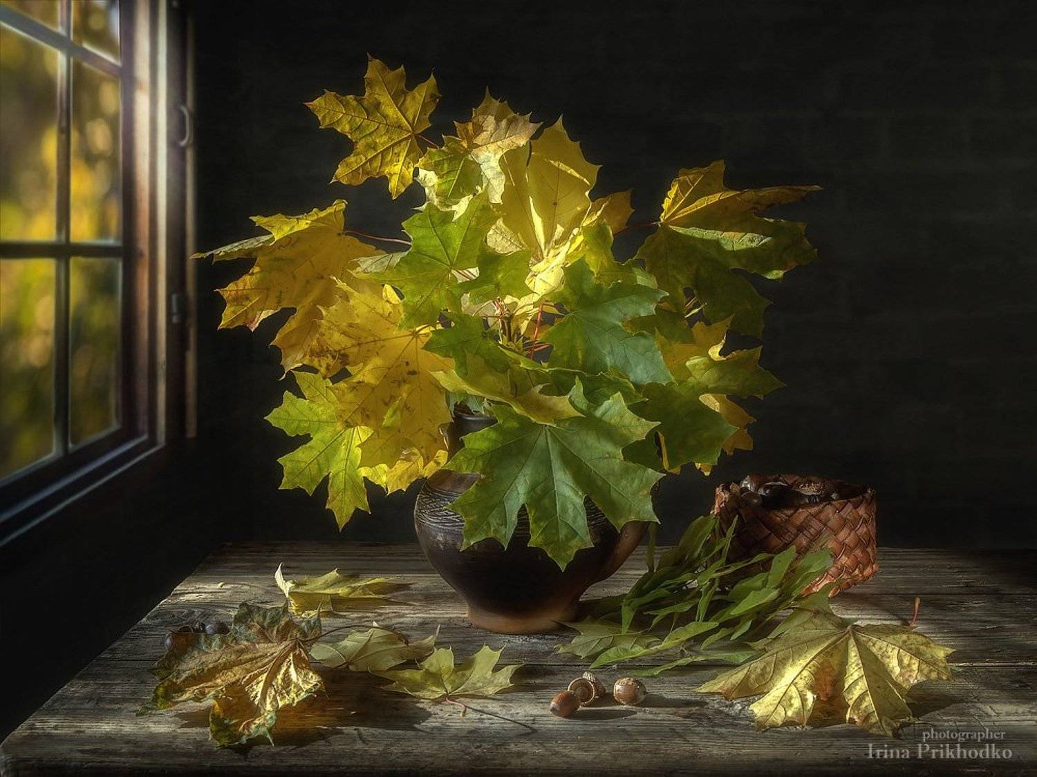 натюрморт, осень, листья, кленовые, винтажный, художественное фото, настроение, Ирина Приходько