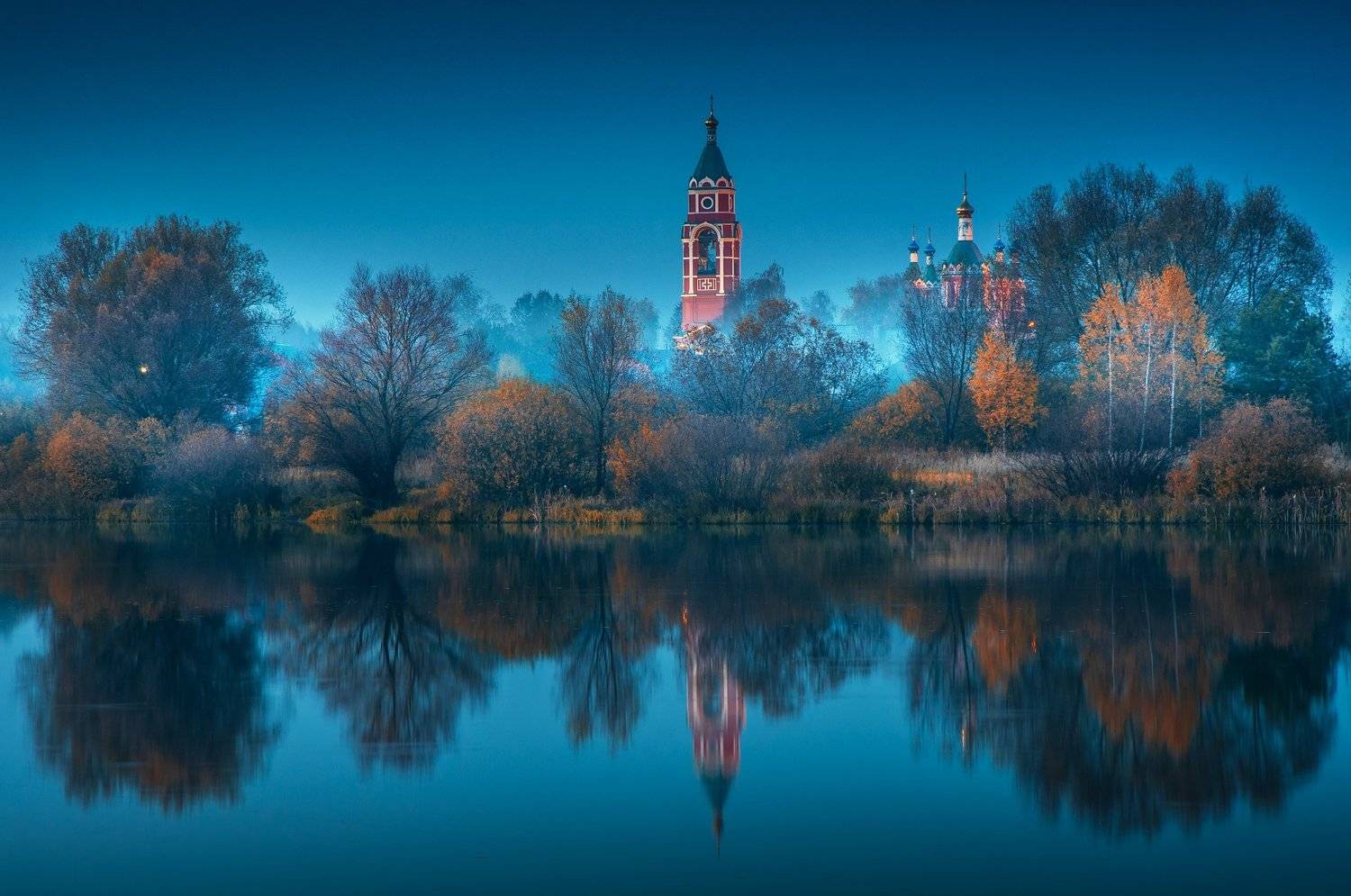 храм, туман, подмосковье, пейзаж, осень, вечер, Павел Ныриков