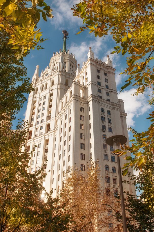 Высотка фото превью