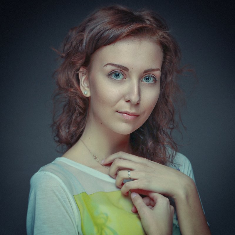 Девушка с жемчужной сережкой фото превью
