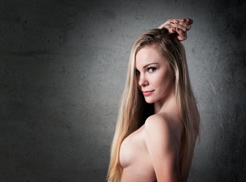 Portrait, Beautiful Woman, Beauty, Studio Shot, Looking At Camera, One Person, Young Adult, People, Sensuality, One Young Adult Only, Adult, One Adult Only, Young Woman, Female, One Woman Only, Blonde, Анна фото превью