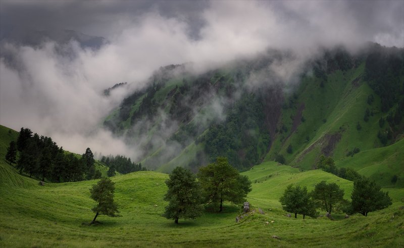 Дождливый перевал. фото превью