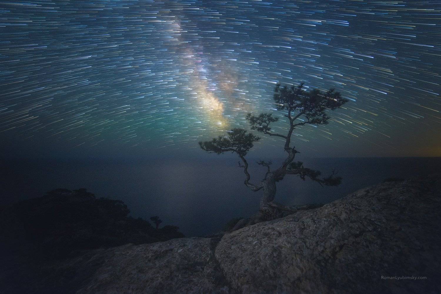 крым, новый свет, пик космос, сосна, ночное фото, ночной пейзаж, астропейзаж, Роман Любимский