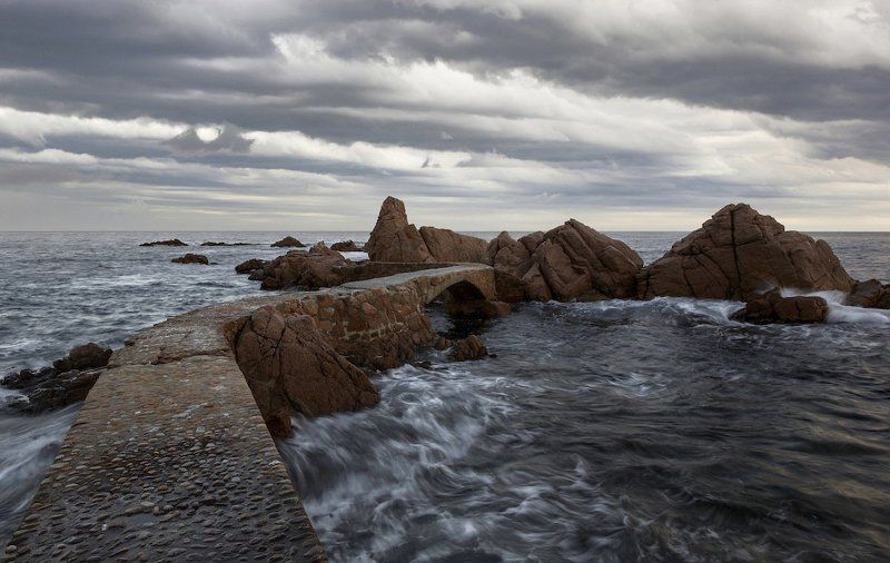 Дорога в море фото превью