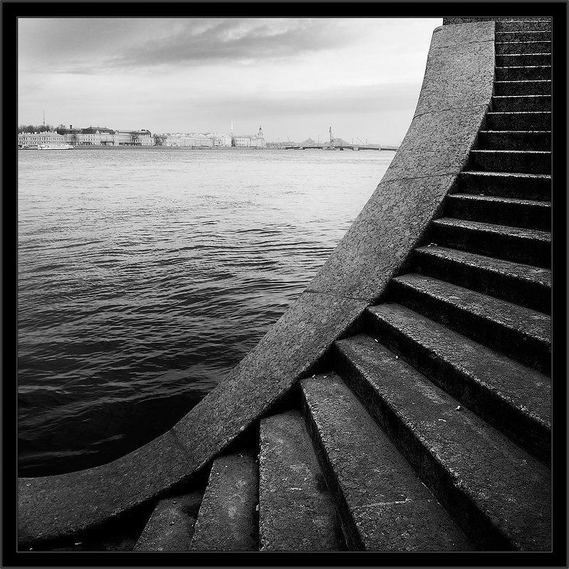 петербург, центр, нева, чб, квадрат Черно-белый питерский суровый квадрат с Невы фото превью