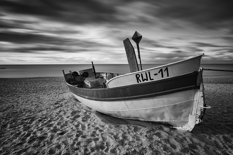 fishing boat, sea, black and white, sky, clouds, long exposure After the Hunt фото превью