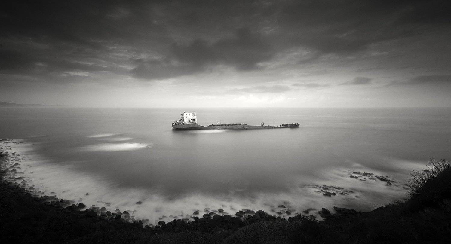 blackandwhite , dark , Yucel , Turkey , longexposure , ship , bw , beauty , , Yucel Basoglu