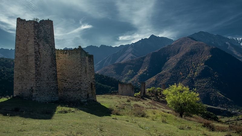 пейзаж, природа, Кавказ, свет, небо, архитектура, наследие, nature, landscape, sky, blue, горы  Ancestral фото превью