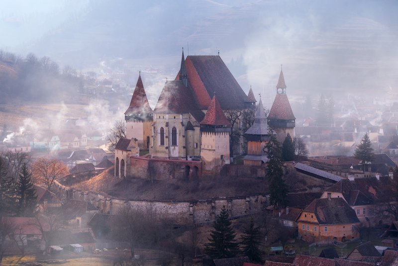 румыния, бьертан, трансильвания, город, архитектура Сквозь века фото превью