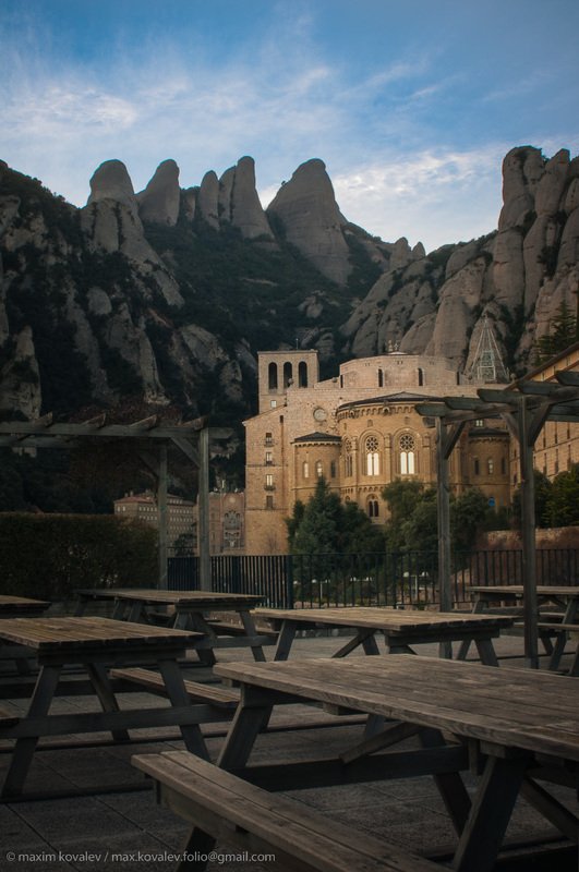 catalonia, catalunya, cataluña, europe, hdr, montserrat, spain, architecture, building, evening, monastery, mountain, nature, европа, испания, каталония, монтсеррат, архитектура, вечер, гора, здание, монастырь, природа Монсеррат зимним вечером / Montserrat on the winter evening фото превью