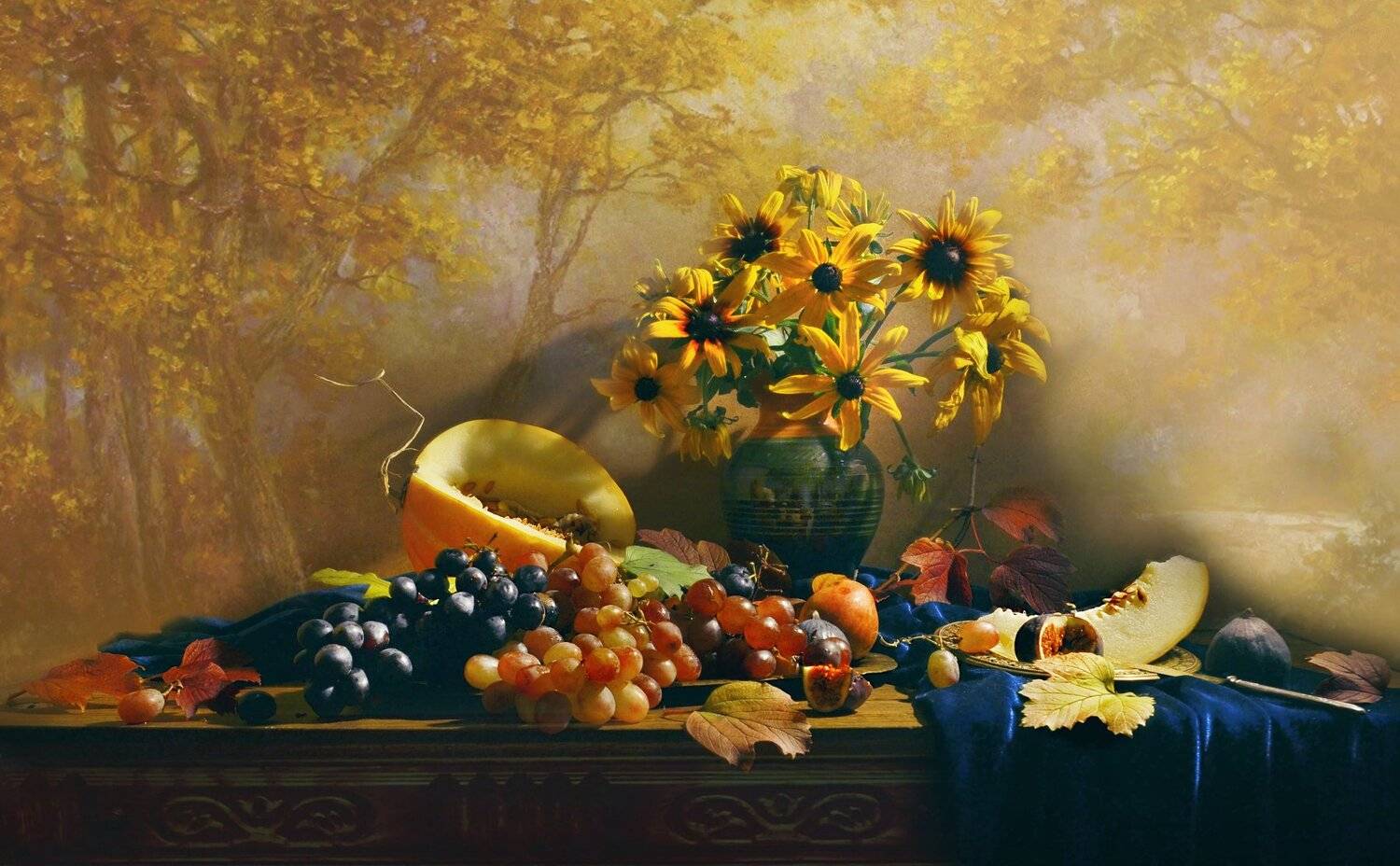 still life, натюрморт, фото натюрморт, осень, октябрь,цветы, дыня, виноград, Колова Валентина