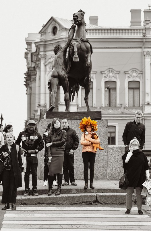 осень, золотая, портрет, улица, чб, контраст, питер, street photography Золотая осень фото превью