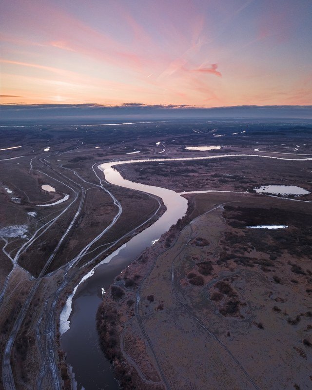 новосибирск, чаус, рассвет, река, дронфото Рассветная жар-птица фото превью