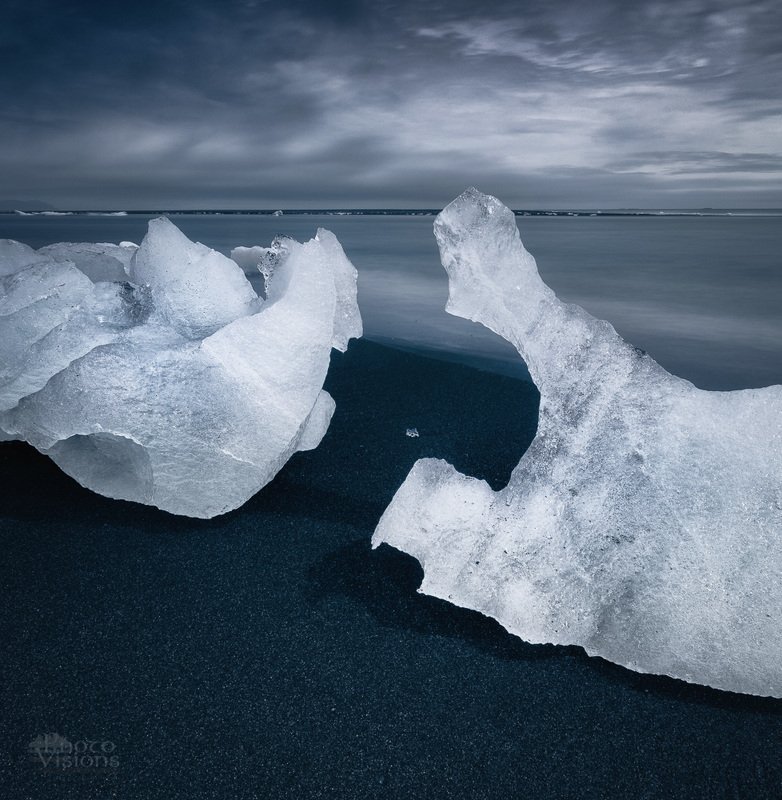 iceland,ice,glacier,glacial,black beach,diamond beach,summer,dark,abstract, The Fight фото превью
