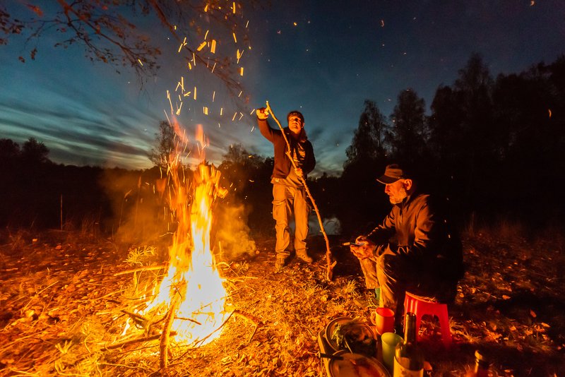 мещёра, рязанская область, друзья, вечер, костер, лесная река С друзьями по Мещёре фото превью