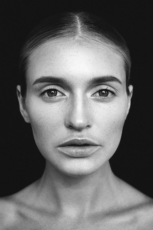 portrait,girl,woman,портрет,модель,face,russia,moscow,bw,чб Swet фото превью