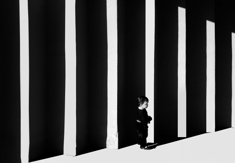 ребенок, монохром, помолейко, дет Светотень фото превью