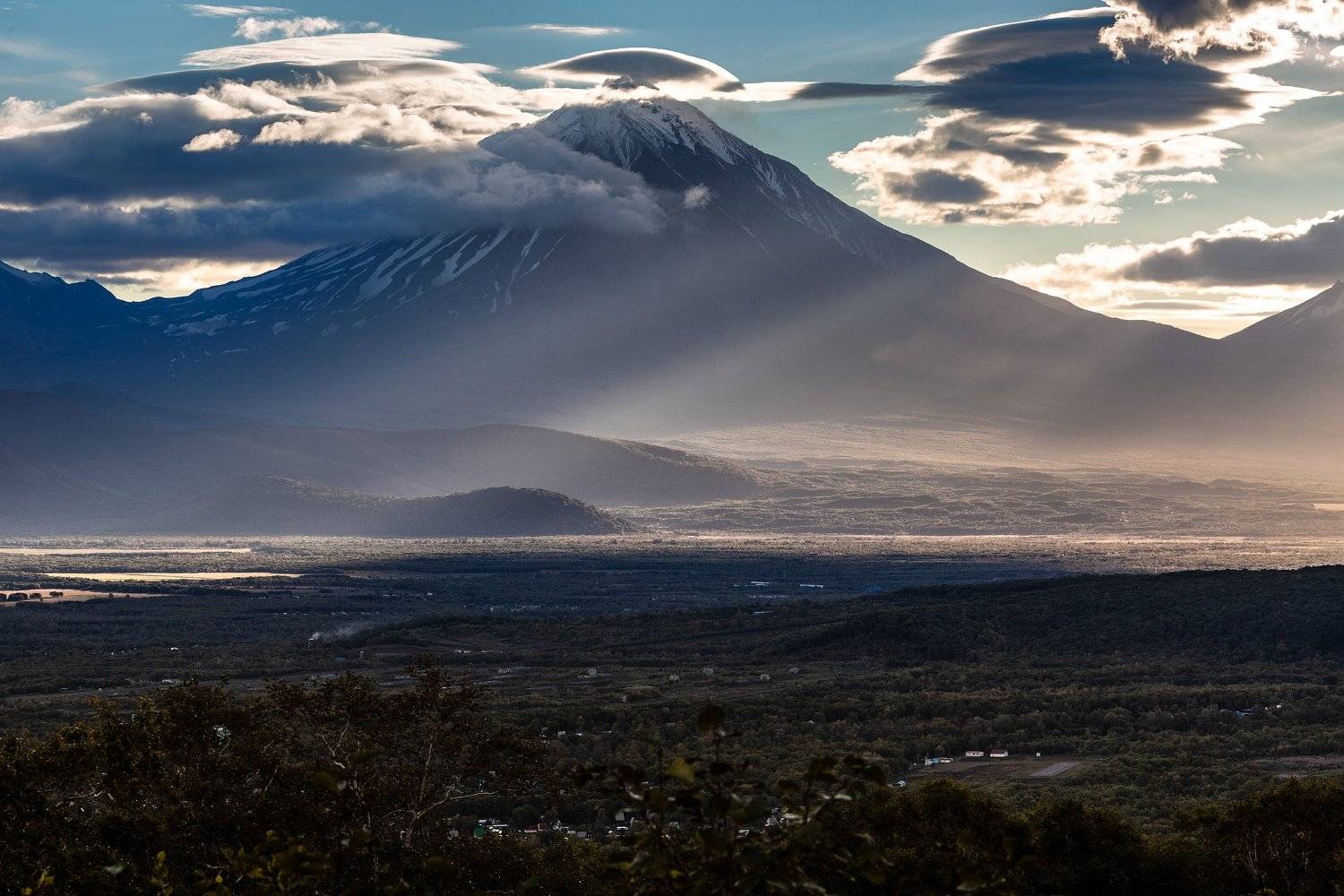, Александр Максин