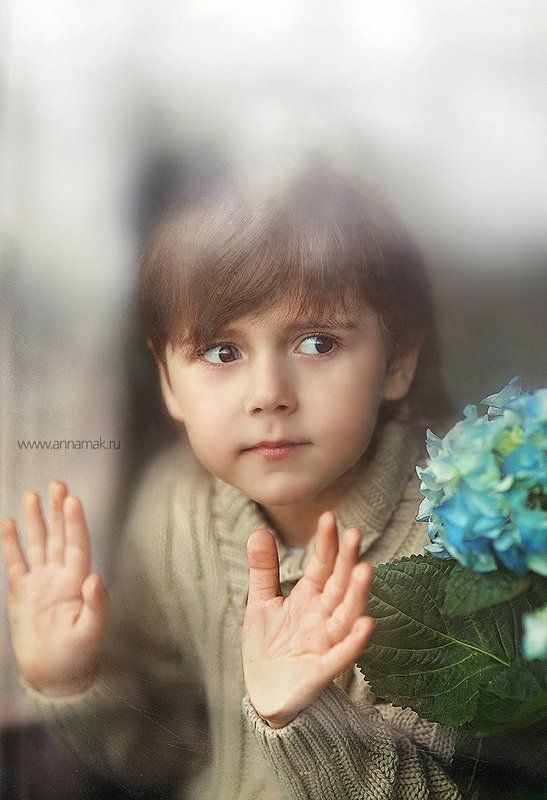 У окошка) фото превью