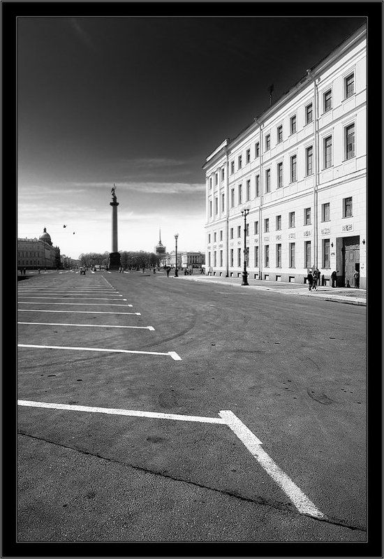 петербург, центр, дворцовая, чб Учебное пособие по созданию черно-белых городских пейзажей. Перспектива. Этюд с Дворцовой. фото превью