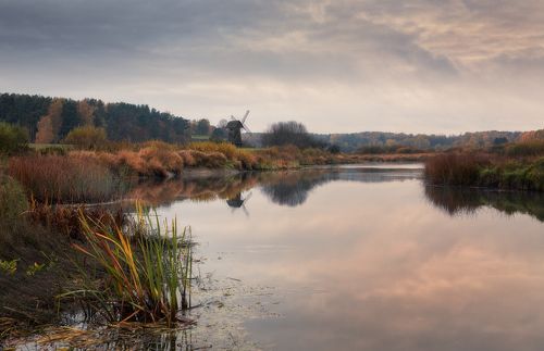 Пушкинские горы. Река Сороть.