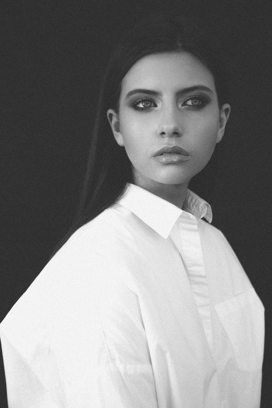 portrait, girl, bw,портрет,девушка,модель, чб ,moscow , russia  фото превью