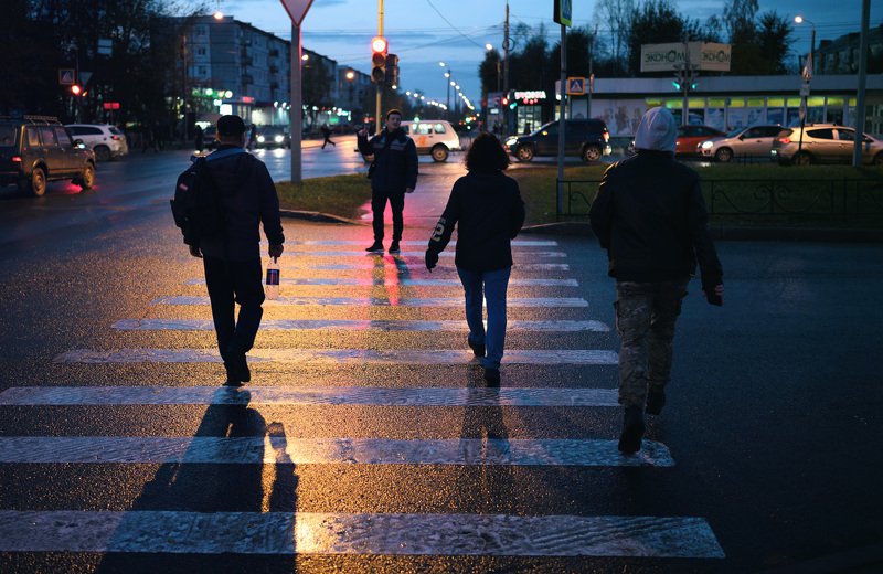 уличная фотография, streetphotography, северодвинск, Перекрёсток фото превью