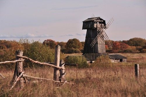 Старые мельницы.