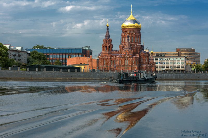 архитектура, город, петербург, храм, церковь, церковь богоявления господня(гутуевская), храмы петербурга, гутуевский остров, река екатерингофка Осенняя река Екатерингофка. Церковь Богоявления Господня(Гутуевская). фото превью