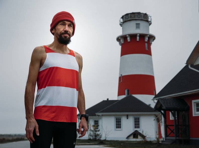 lighthouse,маяк,man,runner,outdoor,sport,shore,sea,gri Lighthouse family фото превью