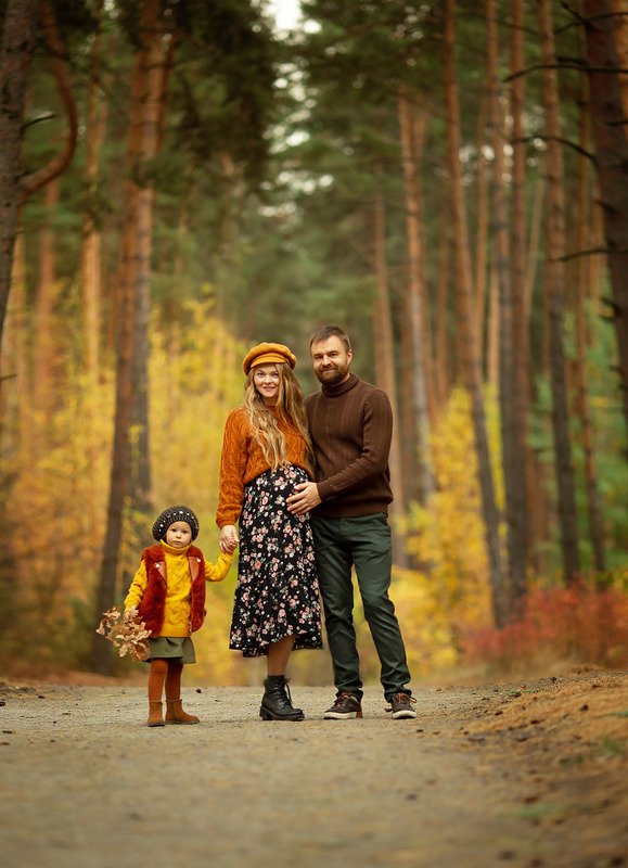 семейная фотография, детская фотография, теплые кадры, огненные фото, теплые фото, обучение фотографии, портрет, красивые фотографии, постановочные фотографии, художественные фотографии, Валерия Мороз, фотохудожник, красивые портреты, дети, семьи,  Семейная прогулка в парке  фото превью