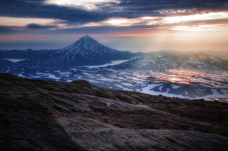 камчатка,вилючинский,рассвет,вулкан,kamchatka,vulkan Утро за складкой кулис фото превью