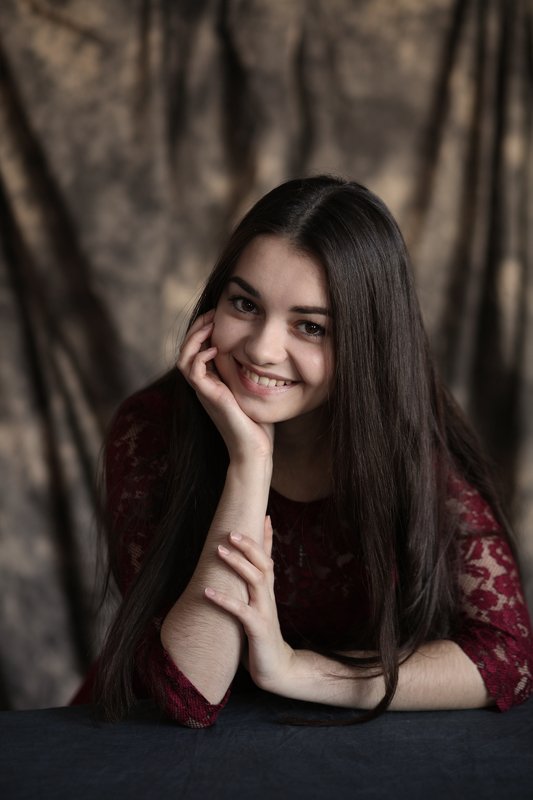 портрет, девушка, красота, улыбка, глаза, руки, girl, beauty,portrait, Даша фото превью