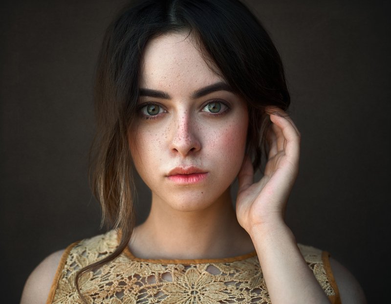 девушка, портрет, взгляд, красота, веснушки Кристина фото превью